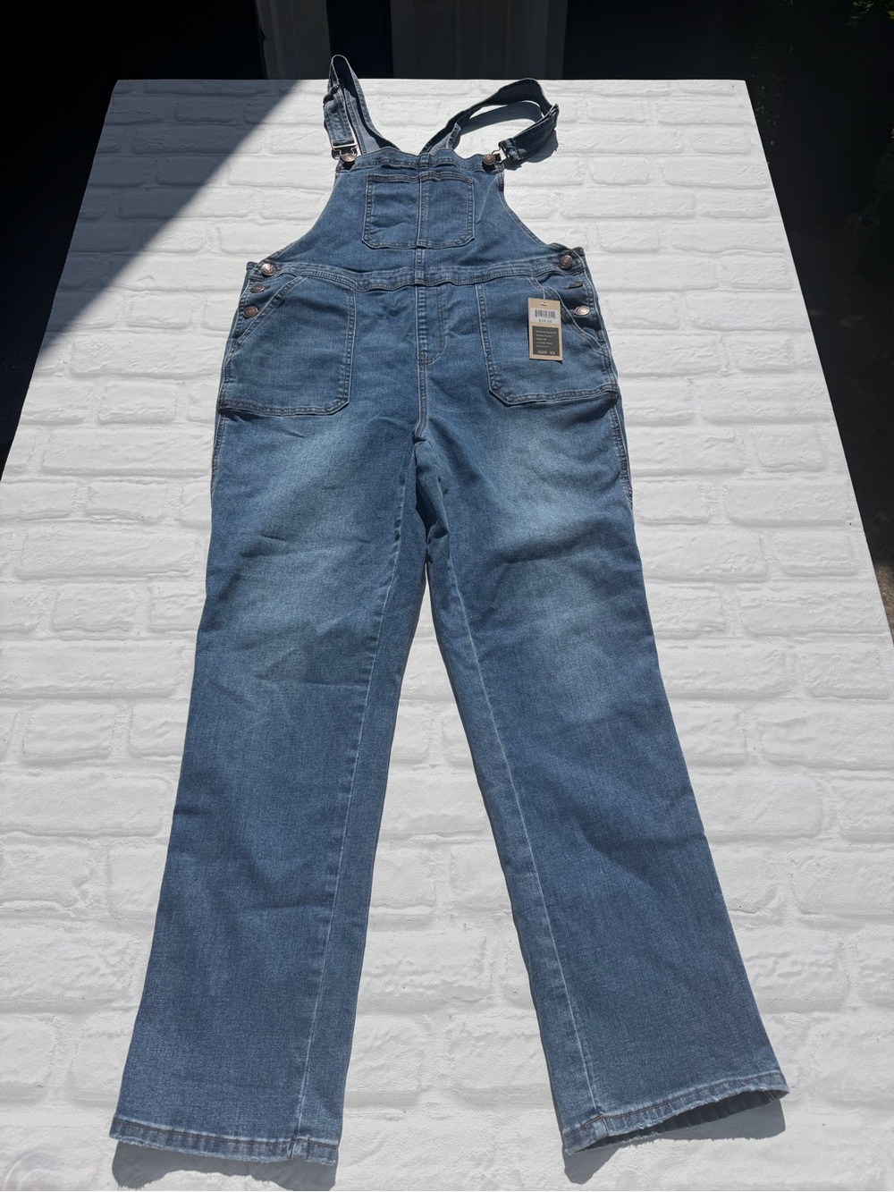 NWT Relaxed Fit Girlfriend Overall Bibs - Medium Blue Wash Size 10